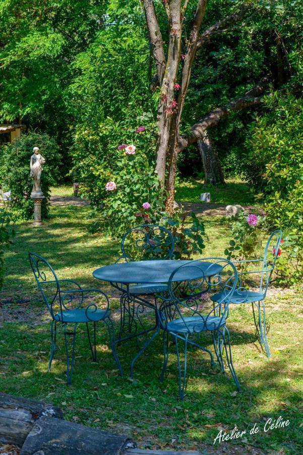 דירות Montboucher-sur-Jabron Peaceful Retreat In Drome Provencale Castel מראה חיצוני תמונה