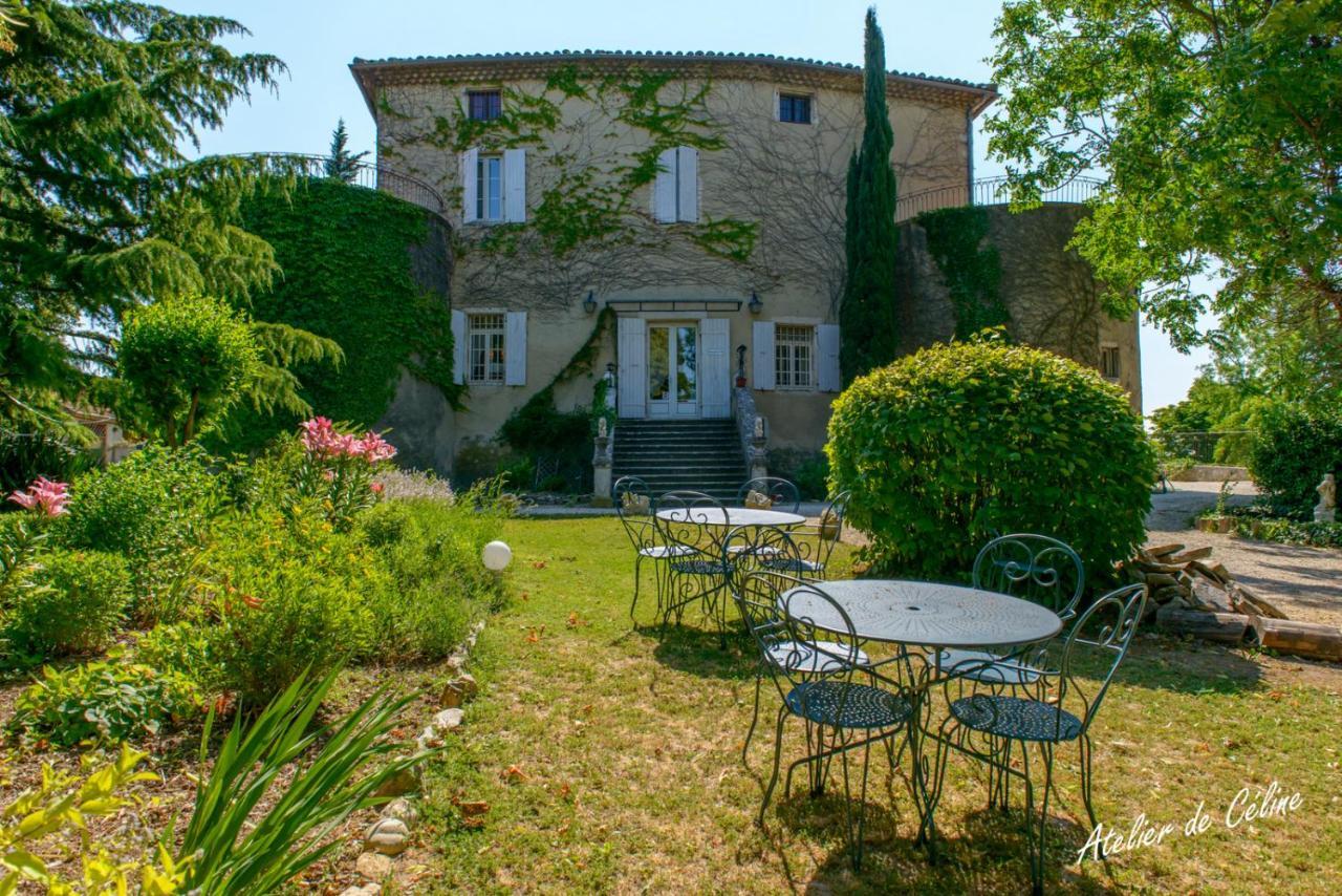 דירות Montboucher-sur-Jabron Peaceful Retreat In Drome Provencale Castel מראה חיצוני תמונה
