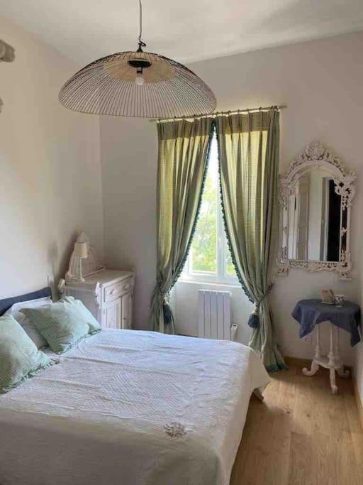 דירות Montboucher-sur-Jabron Peaceful Retreat In Drome Provencale Castel מראה חיצוני תמונה