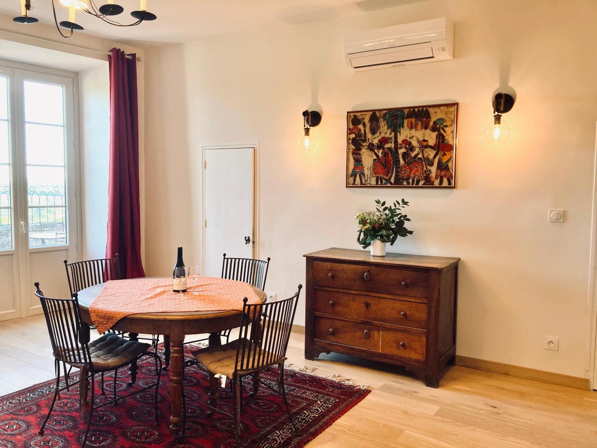 דירות Montboucher-sur-Jabron Peaceful Retreat In Drome Provencale Castel מראה חיצוני תמונה
